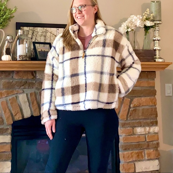 Neutral Plaid Sherpa Quarterzip - Picture 3 of 4